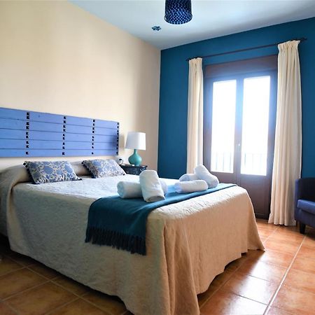 Casa Rural Blue Moon Guest House Cazalla de la Sierra Bagian luar foto