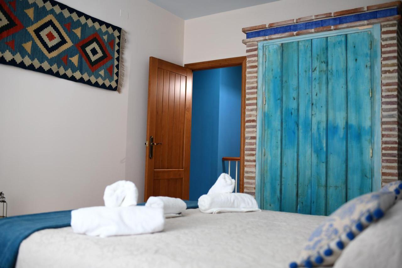 Casa Rural Blue Moon Guest House Cazalla de la Sierra Bagian luar foto