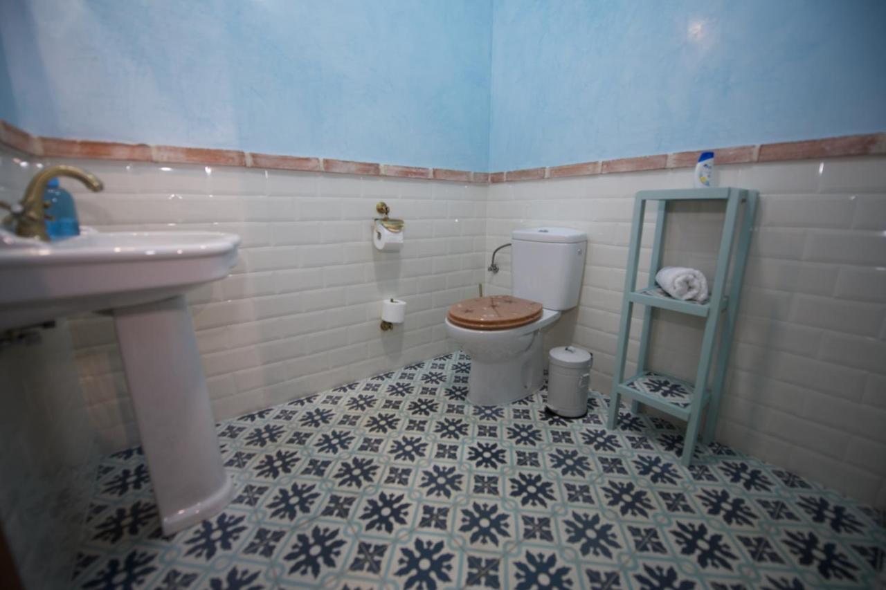 Casa Rural Blue Moon Guest House Cazalla de la Sierra Bagian luar foto