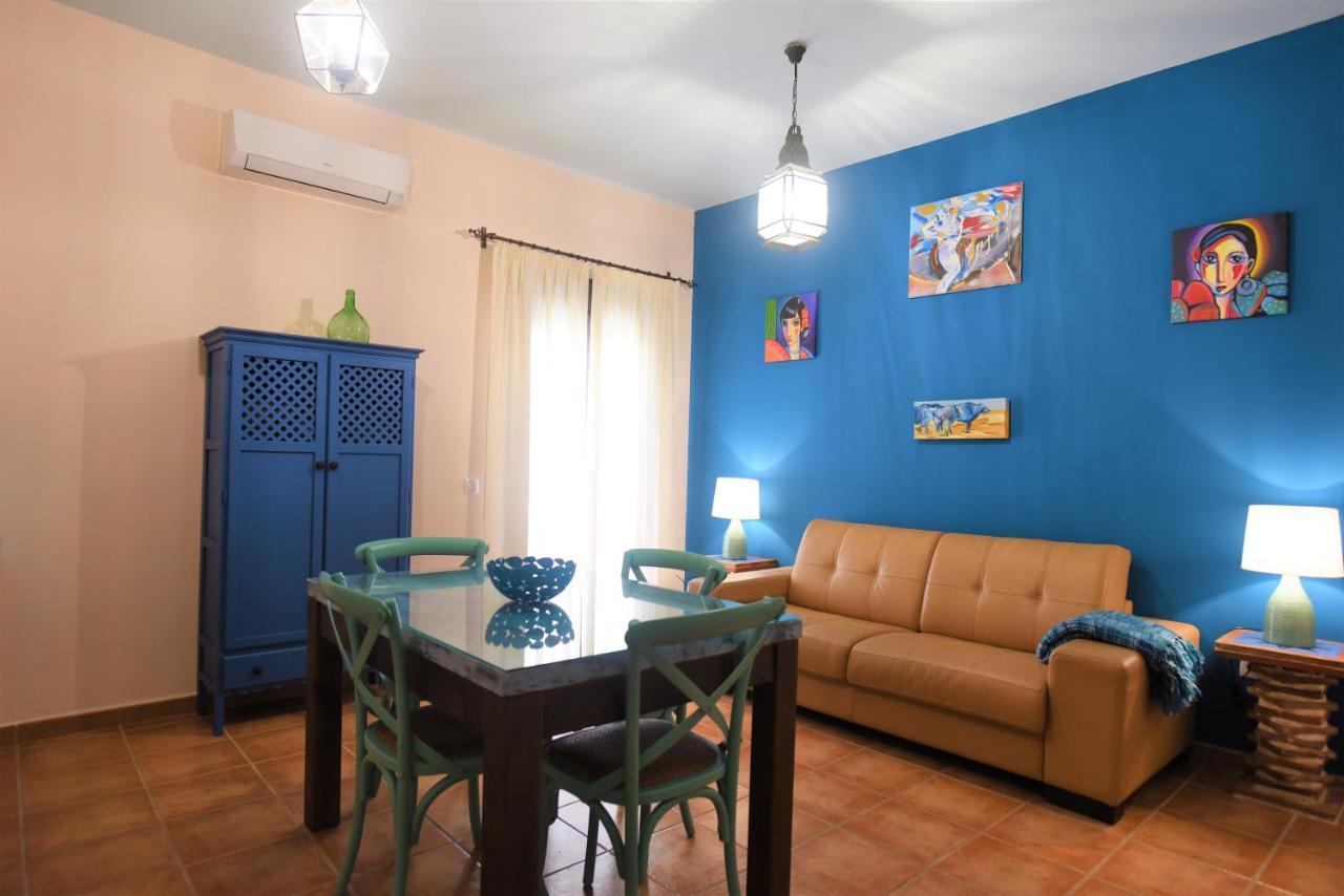 Casa Rural Blue Moon Guest House Cazalla de la Sierra Bagian luar foto