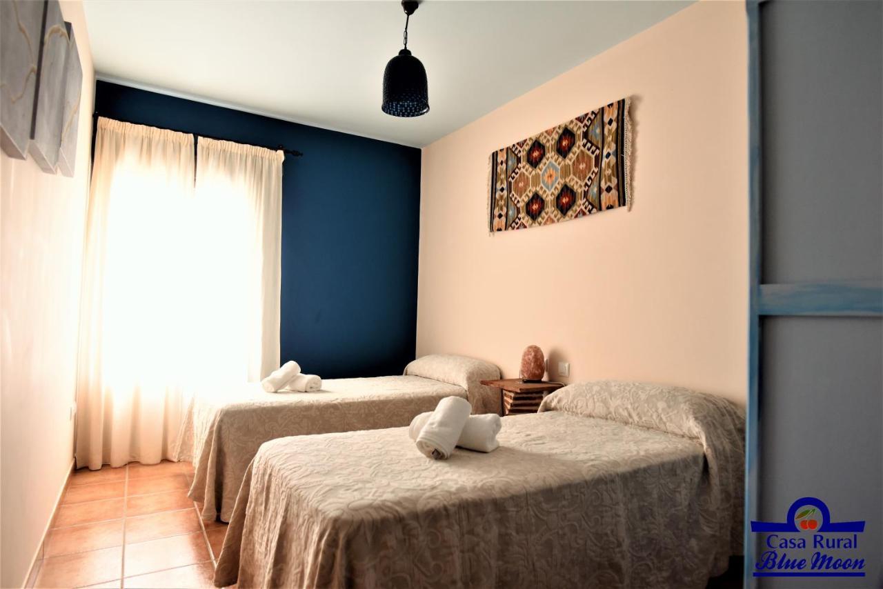 Casa Rural Blue Moon Guest House Cazalla de la Sierra Bagian luar foto