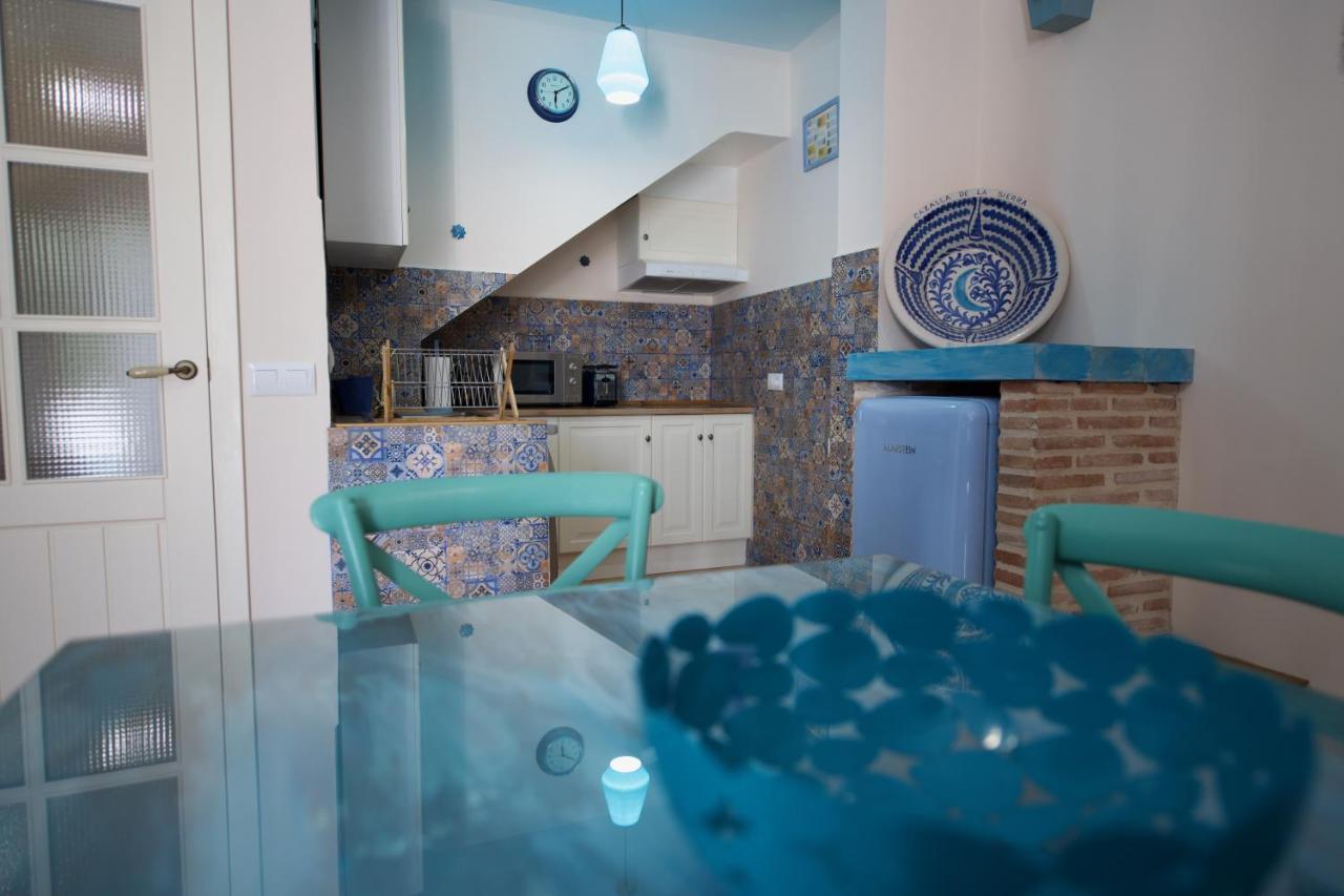 Casa Rural Blue Moon Guest House Cazalla de la Sierra Bagian luar foto